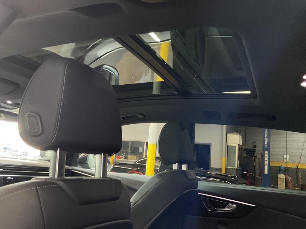 Audi Q8  2019