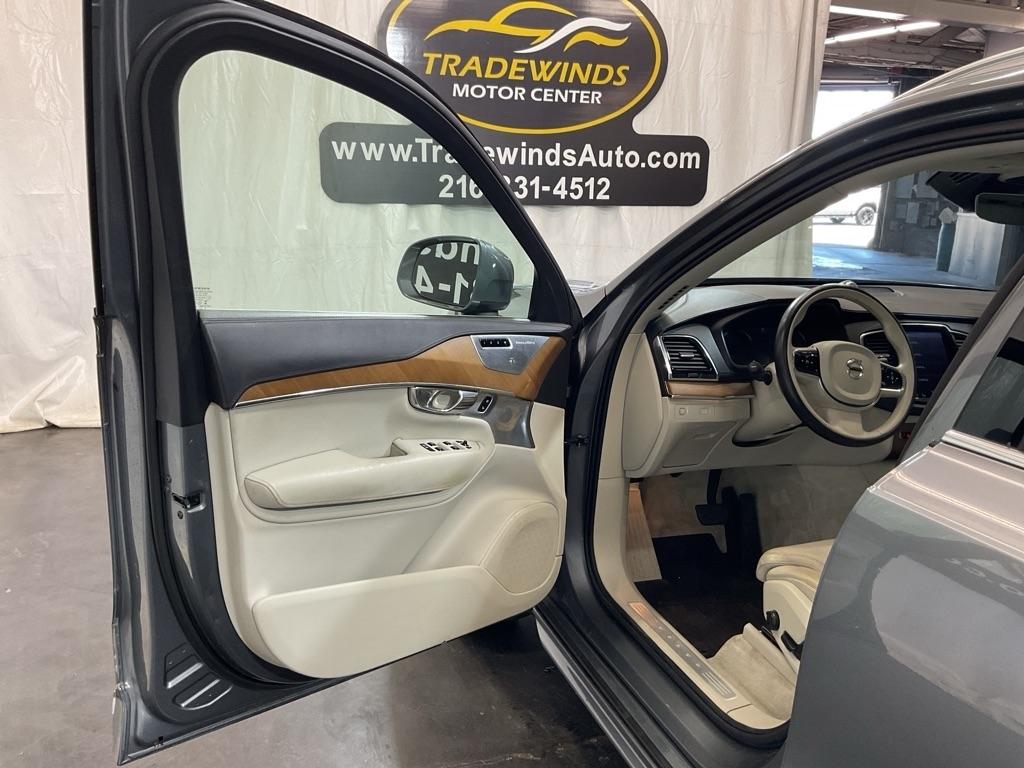 Volvo XC90  2016