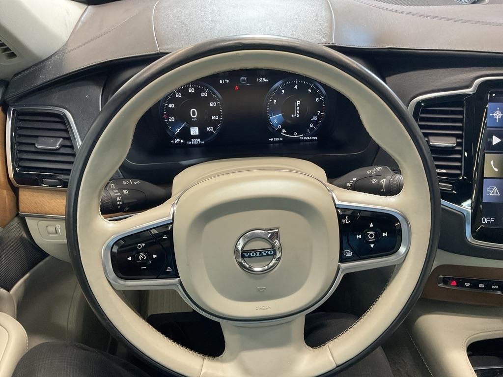 Volvo XC90  2016