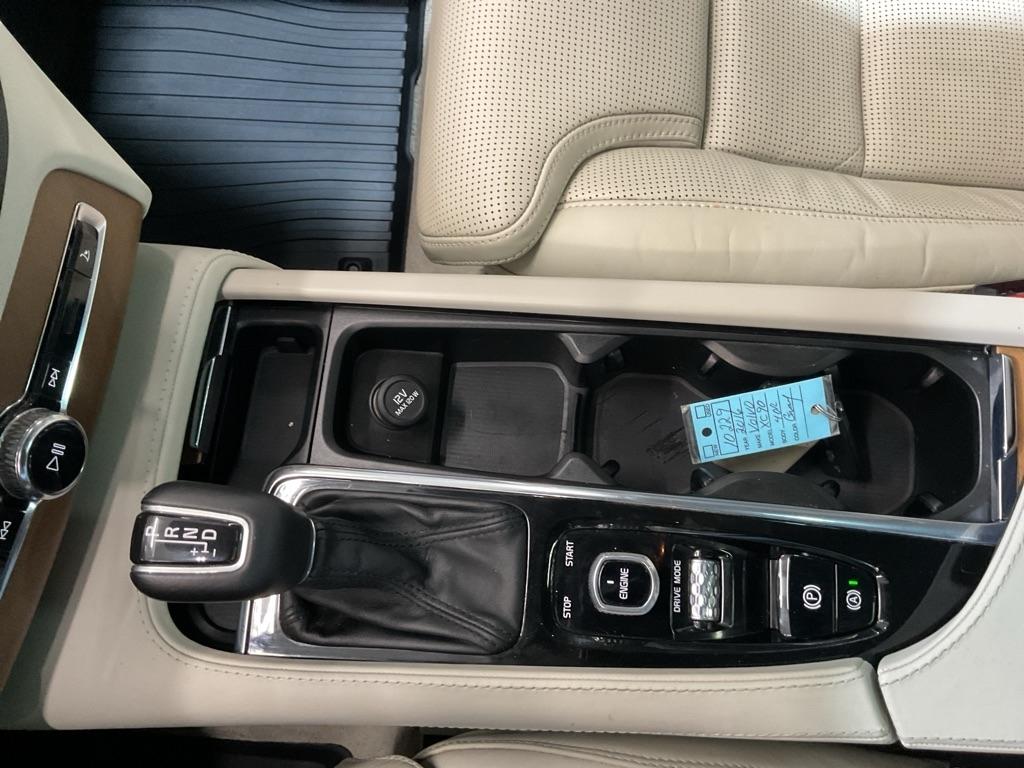 Volvo XC90  2016