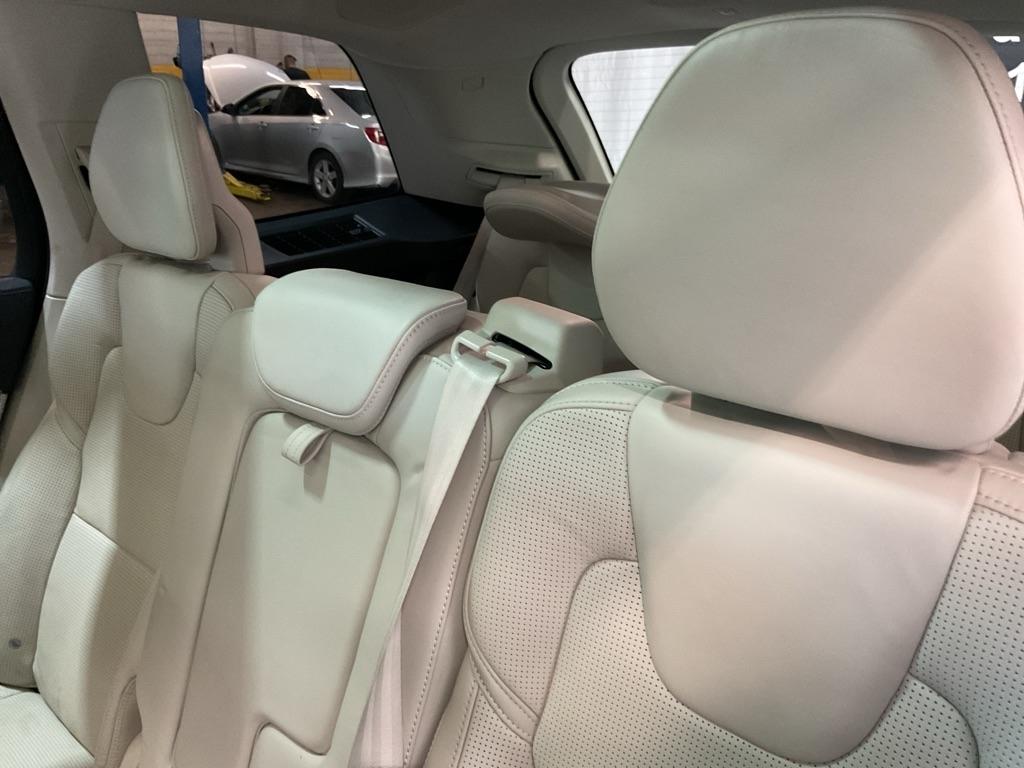 Volvo XC90  2016