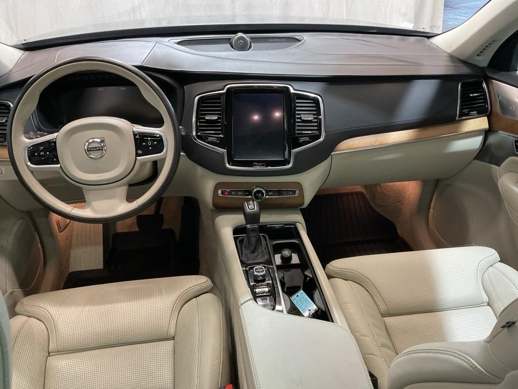Volvo XC90  2016