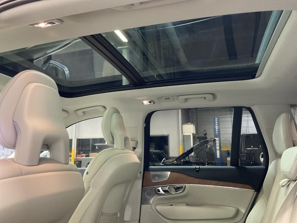 Volvo XC90  2016