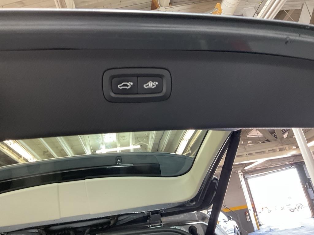 Volvo XC90  2016