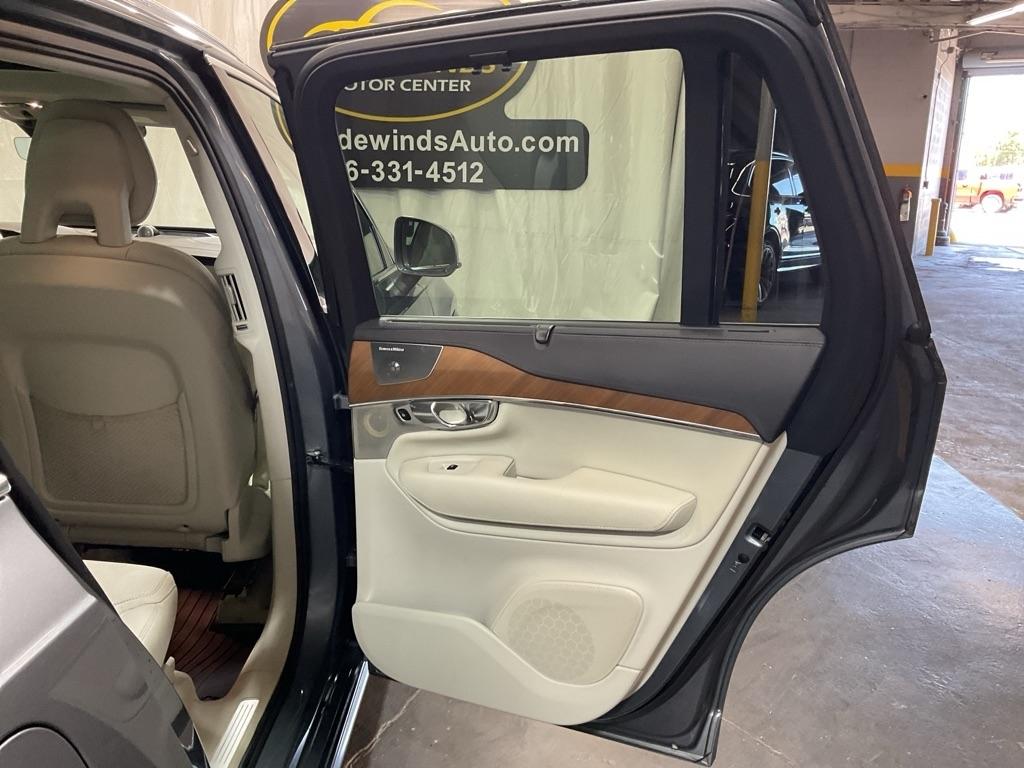 Volvo XC90  2016