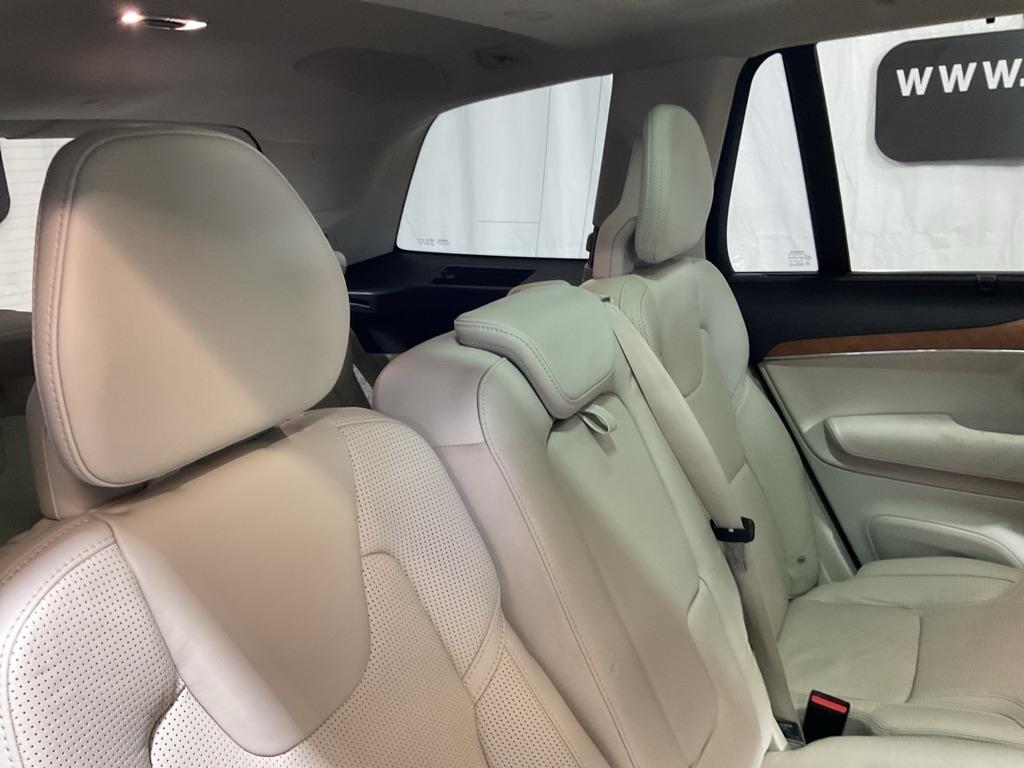 Volvo XC90  2016