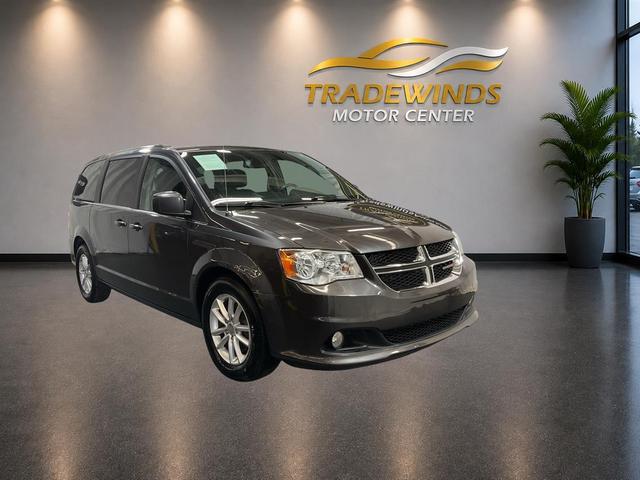 Gray 2019 Dodge Grand Caravan Minivan Front-Wheel Drive Automatic