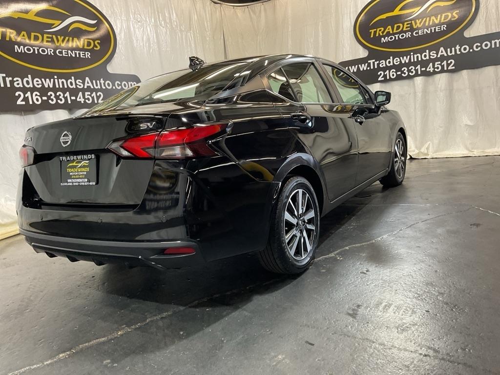 Nissan Versa  2021