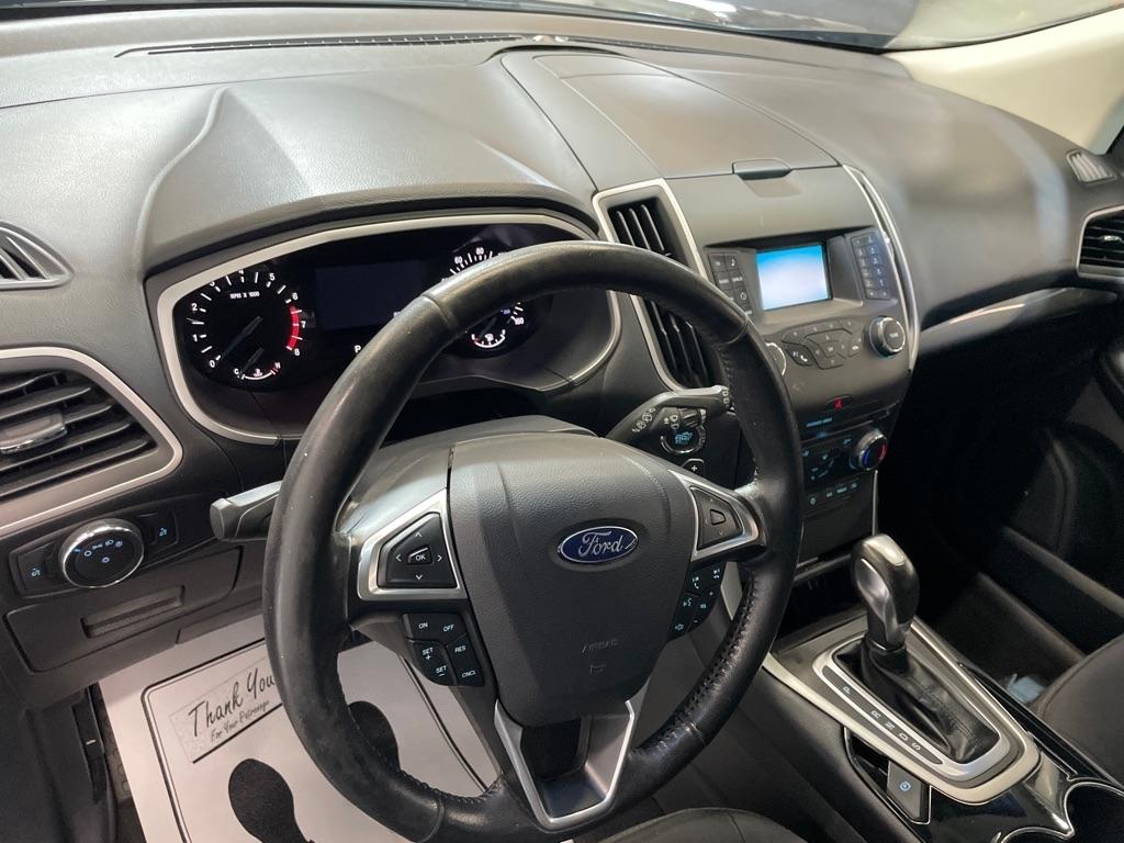 Ford Edge  2016