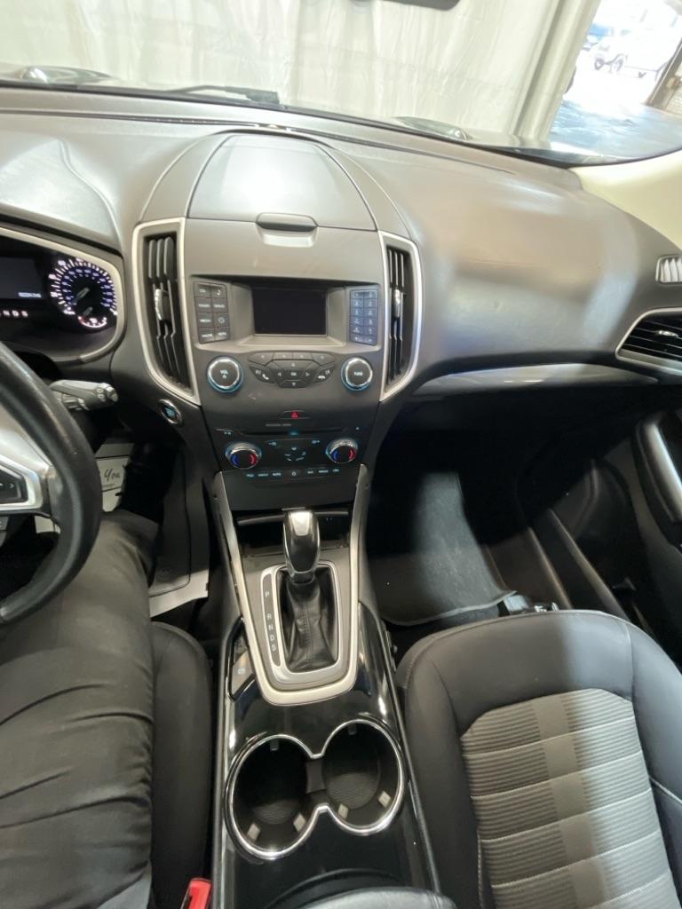 Ford Edge  2016
