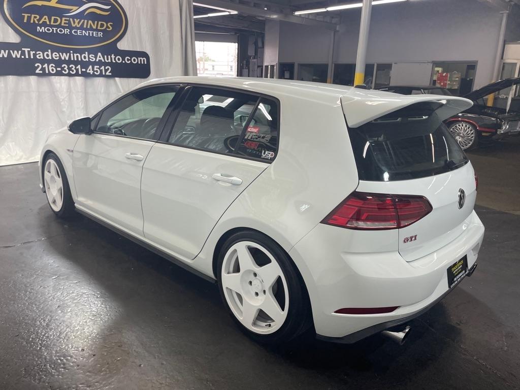 Volkswagen Golf GTI  2020