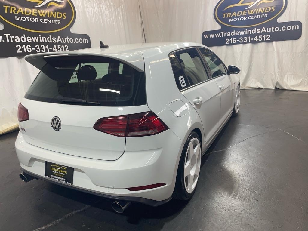 Volkswagen Golf GTI  2020