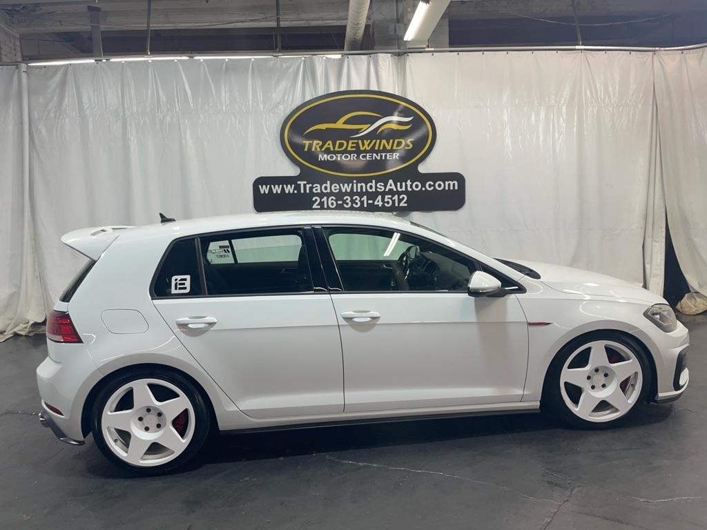Volkswagen Golf GTI  2020