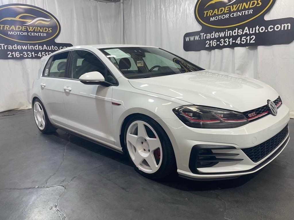 Volkswagen Golf GTI  2020