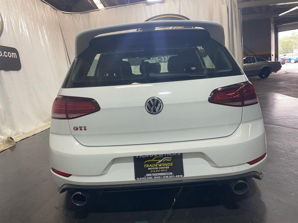Volkswagen Golf GTI  2020