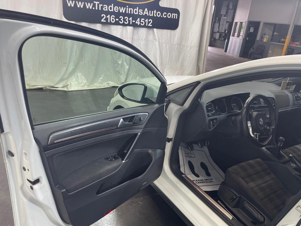 Volkswagen Golf GTI  2020