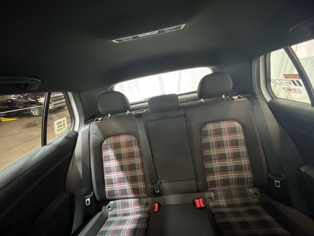 Volkswagen Golf GTI  2020