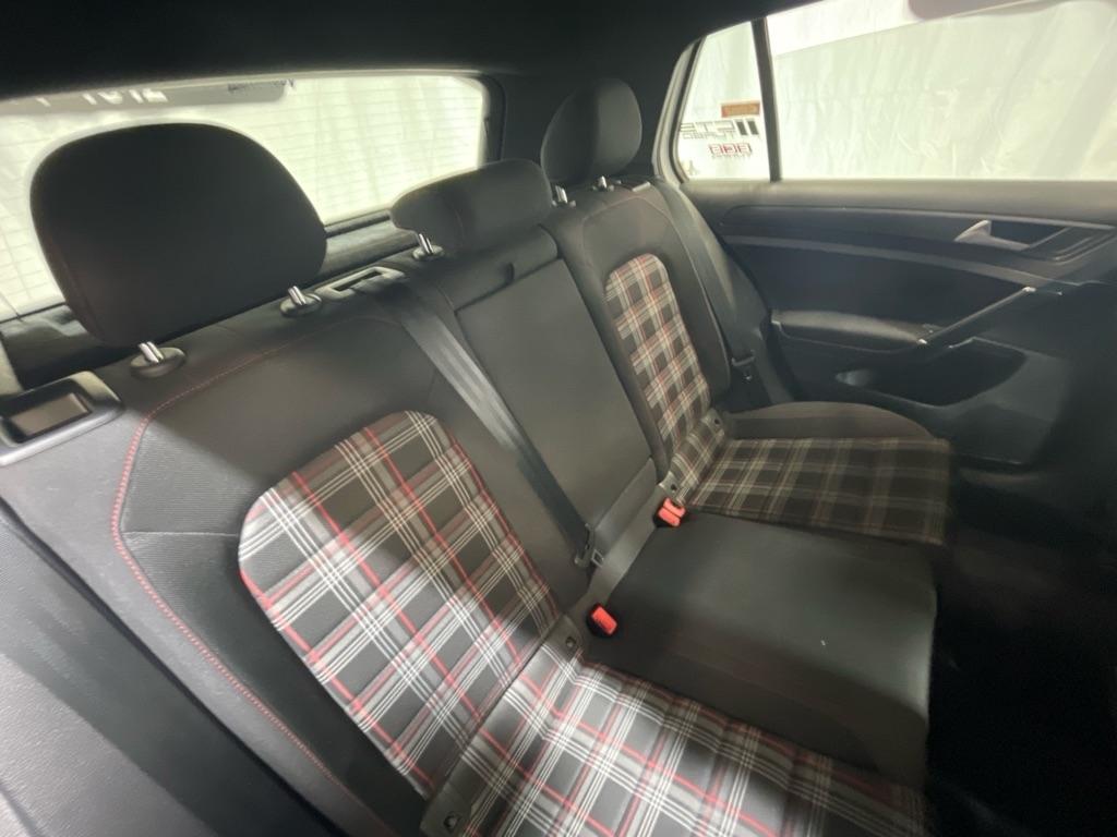 Volkswagen Golf GTI  2020