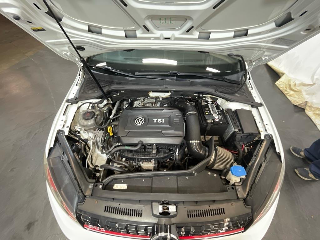 Volkswagen Golf GTI  2020