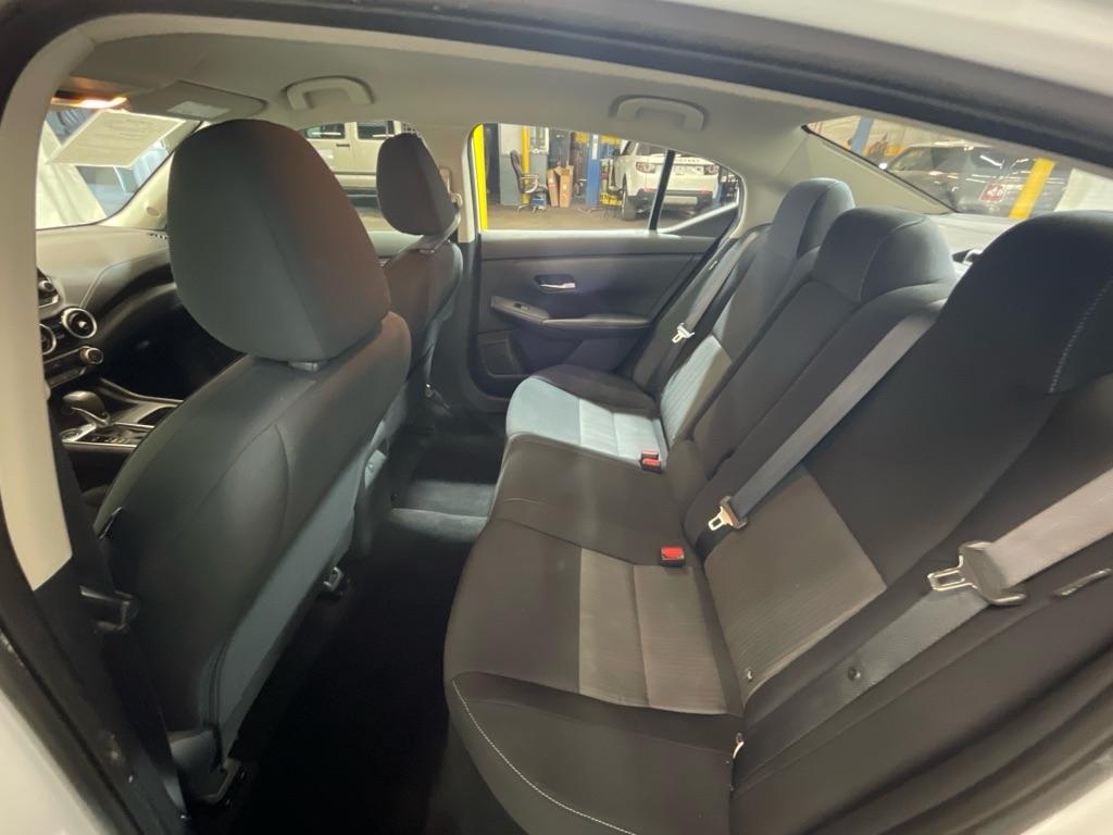 Nissan Sentra  2022