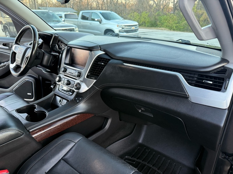 GMC Yukon XL SLT 4WD 2016