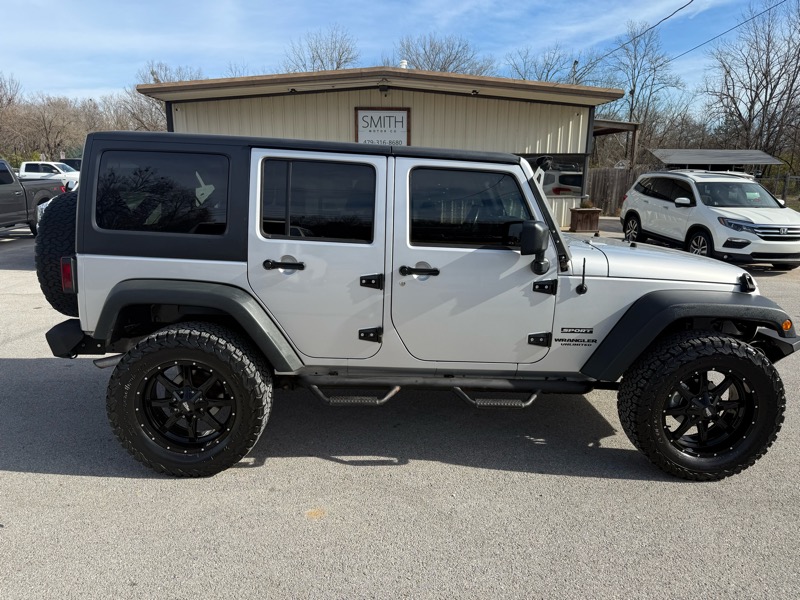 Jeep Wrangler Unlimited Sport 4WD 2012