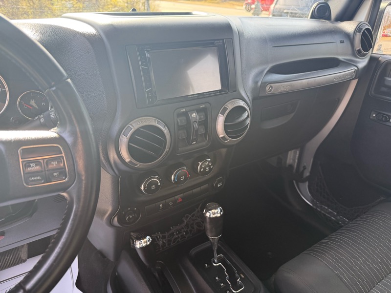 Jeep Wrangler Unlimited Sport 4WD 2012