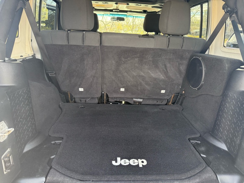 Jeep Wrangler Unlimited Sport 4WD 2012