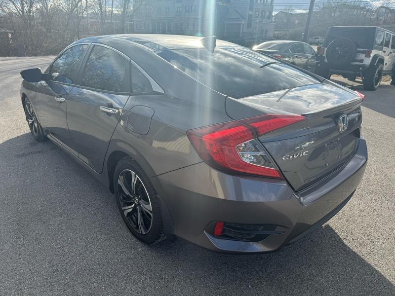Honda Civic Touring Sedan CVT 2017
