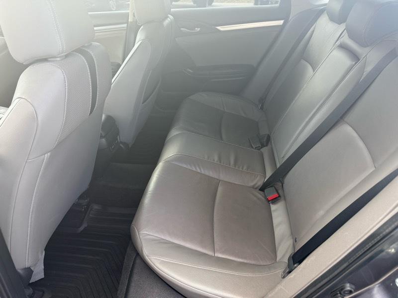 Honda Civic Touring Sedan CVT 2017