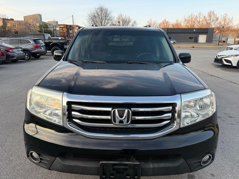 Honda Pilot Touring 2WD 5-Spd AT with DVD 2014