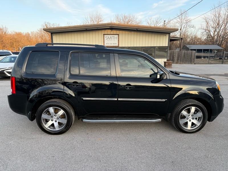 Honda Pilot Touring 2WD 5-Spd AT with DVD 2014