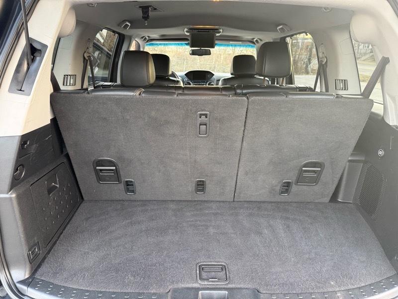 Honda Pilot Touring 2WD 5-Spd AT with DVD 2014