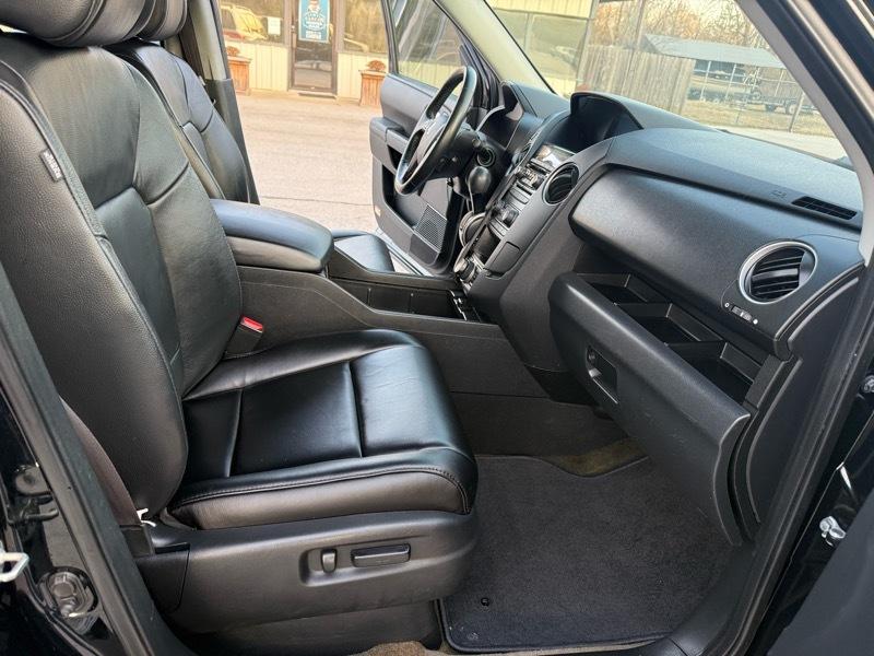 Honda Pilot Touring 2WD 5-Spd AT with DVD 2014