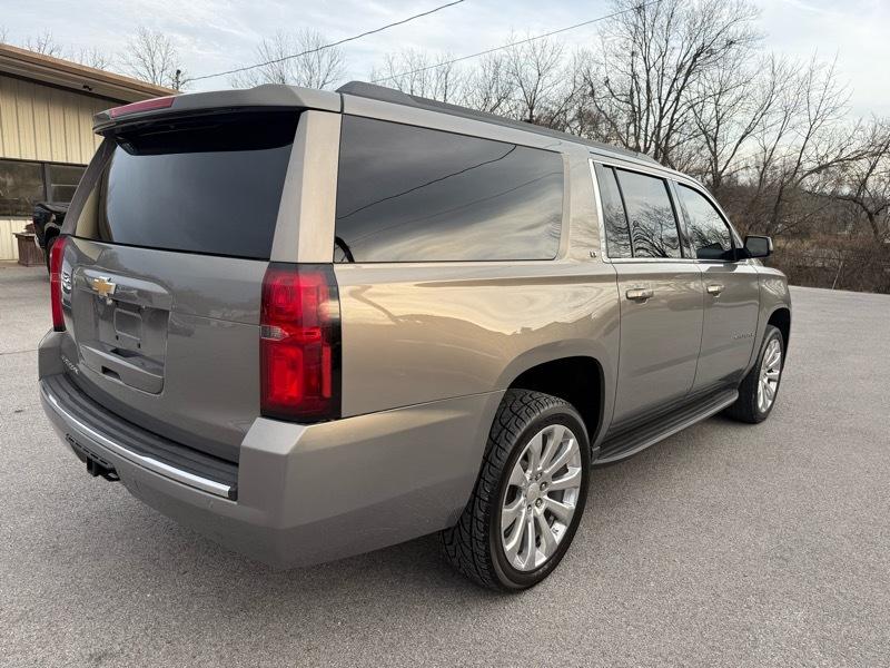 Chevrolet Suburban LT 2WD 2017