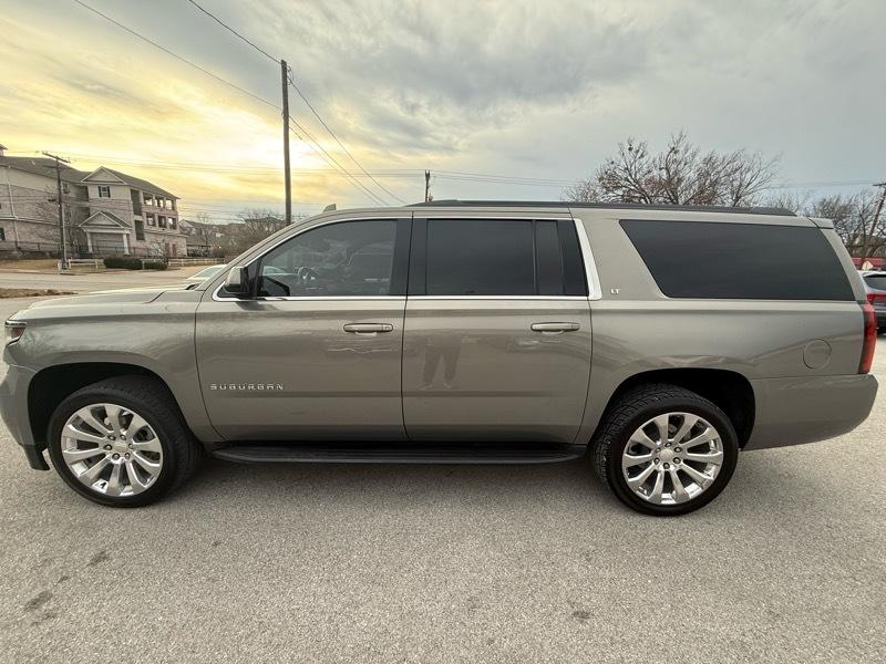 Chevrolet Suburban LT 2WD 2017