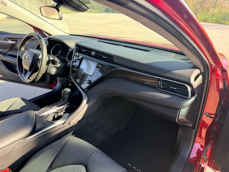 Toyota Camry LE 4D Sedan 2019