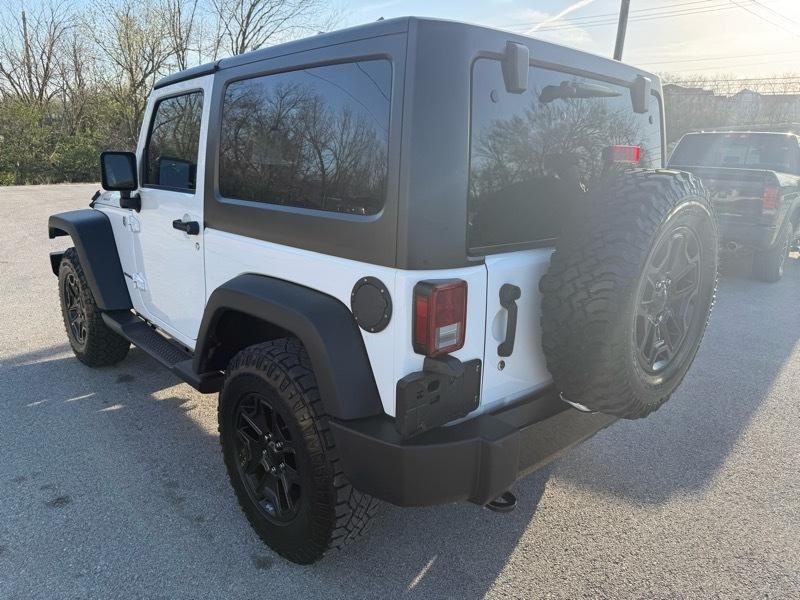 Jeep Wrangler 4WD 2dr Willys Wheeler 2015