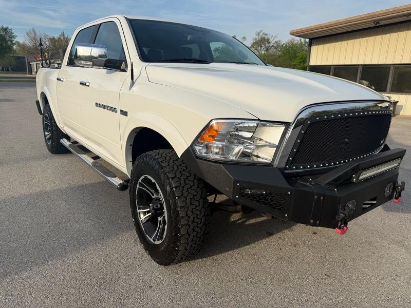 RAM 1500 Laramie Crew Cab 4WD 2012