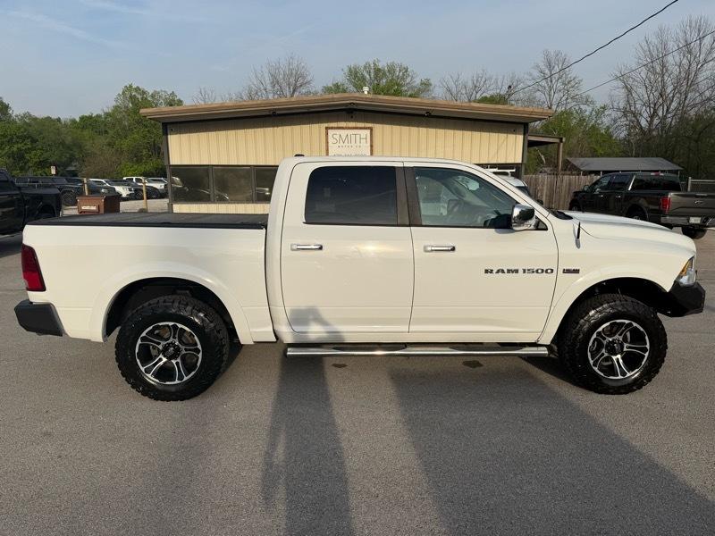 RAM 1500 Laramie Crew Cab 4WD 2012