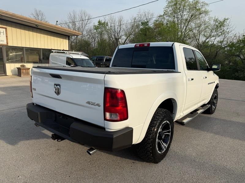 RAM 1500 Laramie Crew Cab 4WD 2012