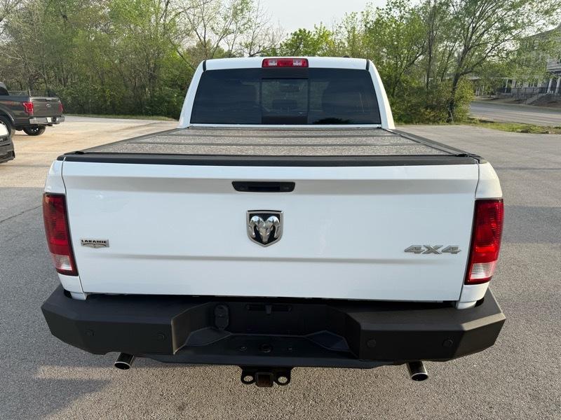 RAM 1500 Laramie Crew Cab 4WD 2012