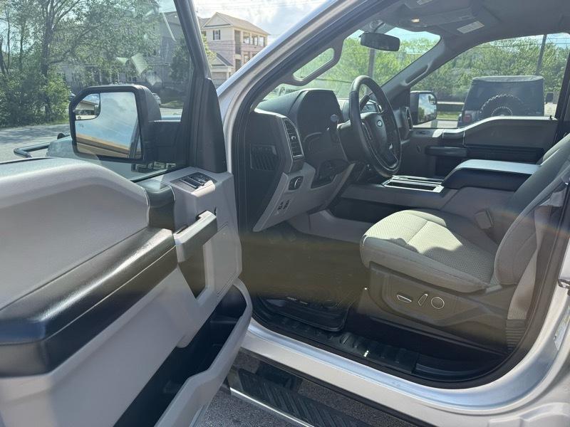 Ford F-150 4WD SuperCrew 139" FX4 2018