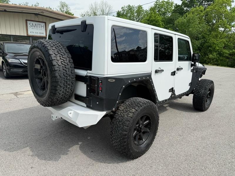 Jeep Wrangler Unlimited Sahara 4WD 2015