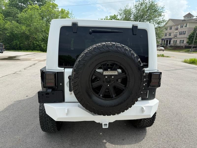 Jeep Wrangler Unlimited Sahara 4WD 2015