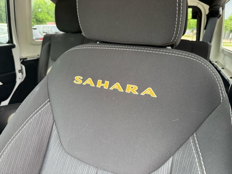 Jeep Wrangler Unlimited Sahara 4WD 2015