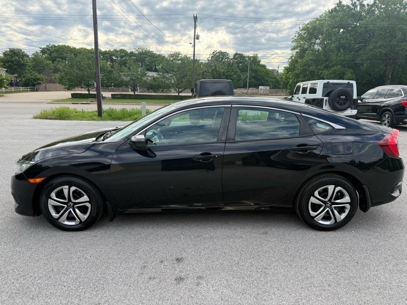 Honda Civic LX 4D Sedan 2017