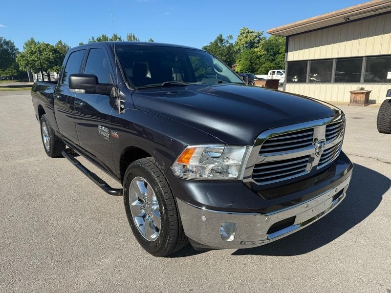 RAM 1500 Classic Big Horn 4x4 Crew Cab 5'7" Box 2019