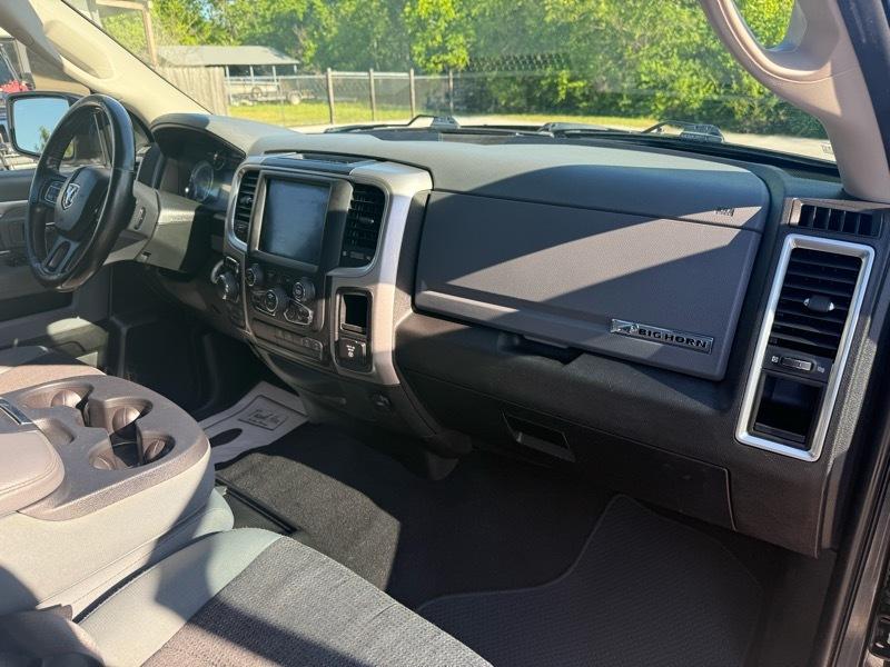 RAM 1500 Classic Big Horn 4x4 Crew Cab 5'7" Box 2019