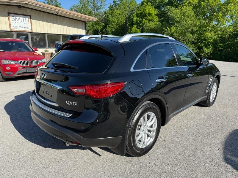 Infiniti QX70 AWD 2014